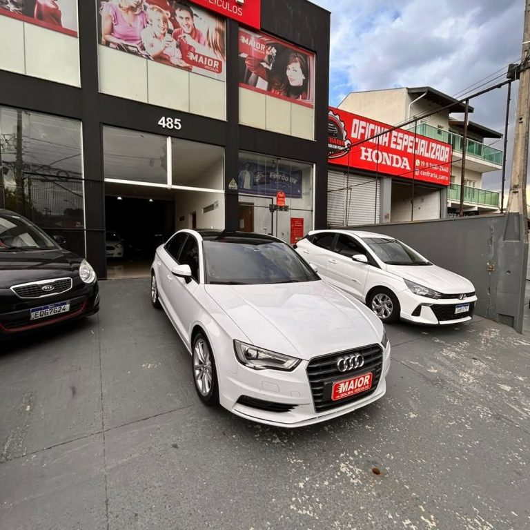 A3 Sedan 1.8 TFSI Ambition S Tronic A3 Sedan 1.8 TFSI Ambition S Tronic